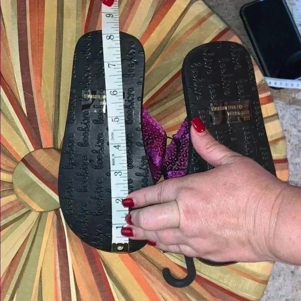 Girls black/purple Flip flops size small